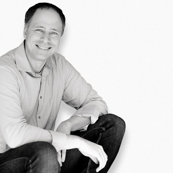 Fotograf Thomas Magyar Portrait, Thomas Magyar, Hochzeitsfotograf und Fotograf, Baden bei Wien